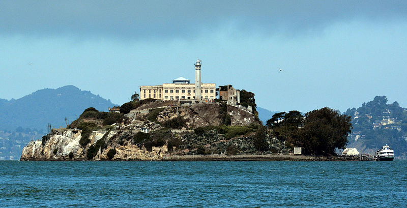 800px-Alcatraz_Island_photo_D_Ramey_Logan